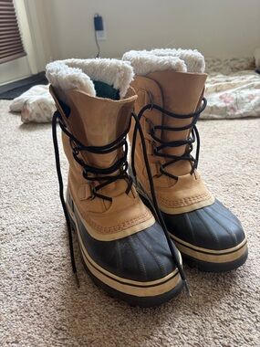 Sorel Caribou Boots